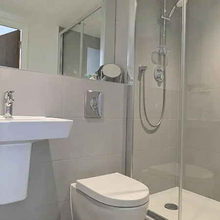 Luxury 2 Bed - Grand Exchange Bracknell Exterior foto