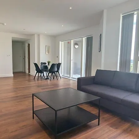 Luxury 2 Bed - Grand Exchange Bracknell Exterior foto