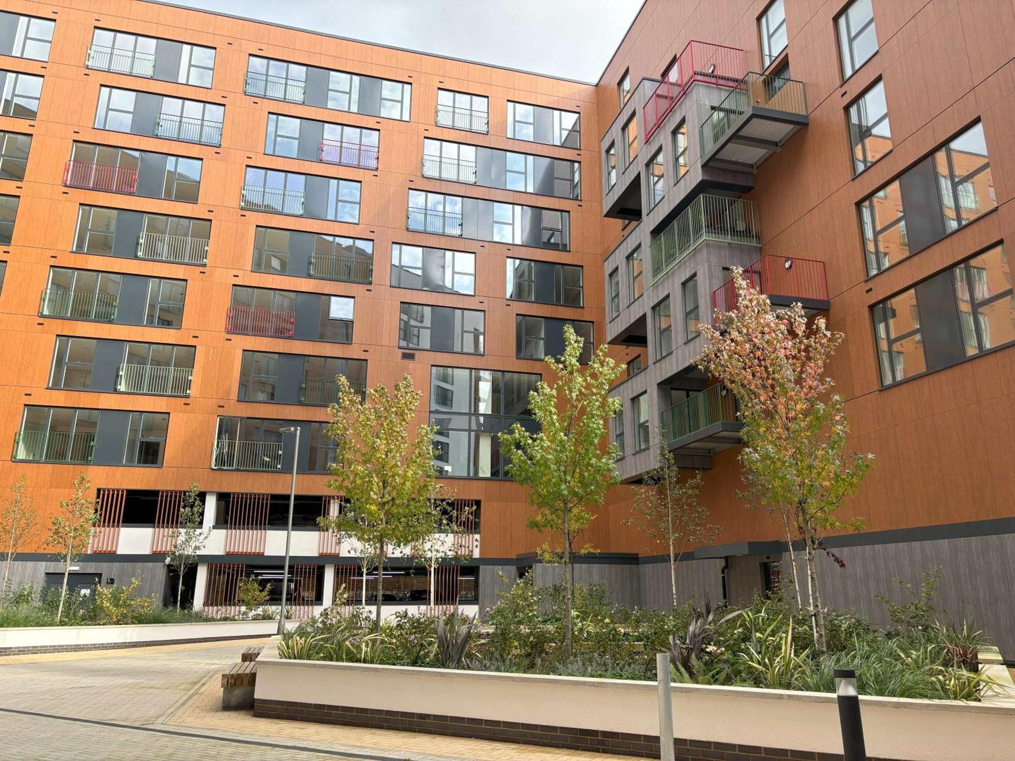 Luxury 2 Bed - Grand Exchange Apartment